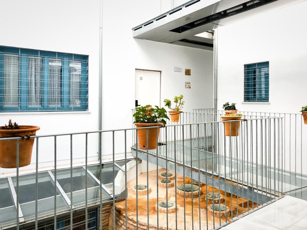 Covadonga 9 Apartments - Triana Siviglia Esterno foto